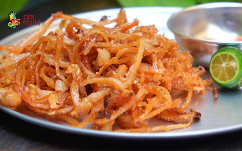 Hương vị đậm đà, hấp dẫn khiến khô mực chiên nước mắm trở thành món khoái khẩu của mọi nhà