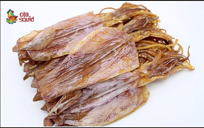 Cận cảnh râu mực rõ sợi, khô cong - tiêu chí quan trọng khi chọn mực ngon