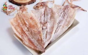 Mực khô chất lượng có lớp phấn trắng mỏng