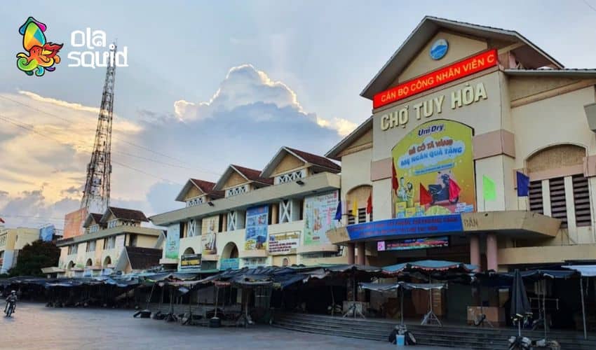 Mực khô Phú Yên giá bao nhiêu và nên mua ở đâu? 6 Chợ Tuy Hòa - Phú Yên có khu hải sản khô đa dạng
