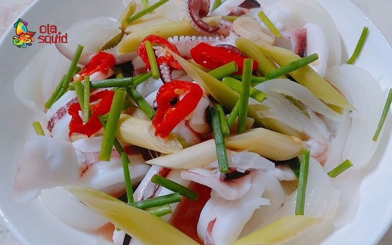 Cách làm mực hấp sả thơm ngon, giòn ngọt không tanh 4 Mực hấp sả cay nồng ngon mà dễ làm tại nhà