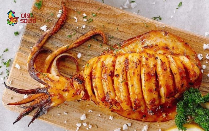 Cách phân biệt mực lá và mực ống? Nên chọn loại nào? 3 Bạn có thể nướng mực ống với mực lá bằng bếp than hoặc lò nướng