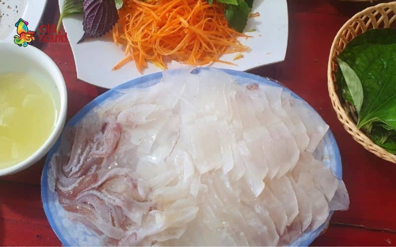 Mực nháy là gì? Các món ngon làm từ mực nháy 13 Mực nháy sashimi dành cho những tín đồ thích ăn đồ sống