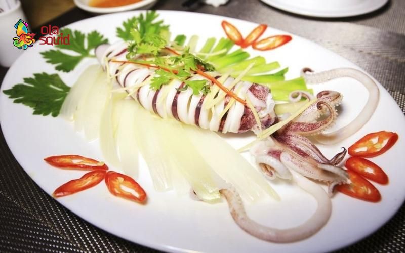 Mực ống là gì? Dinh dưỡng, cách chọn, chế biến và giá mới nhất 10 Mực ống hấp hành gừng dễ làm mà vẫn giữ vị ngọt tự nhiên