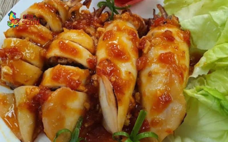 What is Squid? How to Choose and Cook Delicious Squid 4 Squid stuffed with minced meat in tamarind sauce with rich flavor