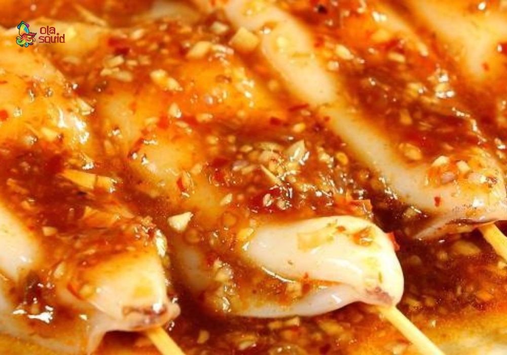 Mực lá là mực gì? Làm món gì ngon? 4 Ướp mực đậm đà với sa tế và gia vị