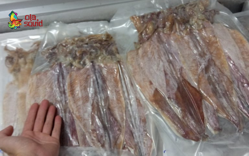 Khô mực cào là gì? Nhận biết khô mực câu và khô mực cào 7 Bảo quản mực cào khô trong túi hút chân không kín
