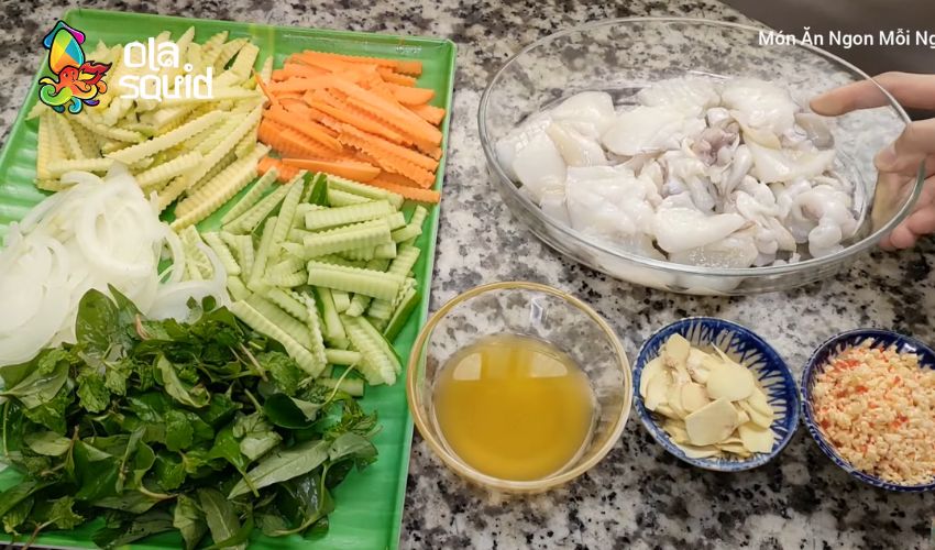 Cách làm gỏi mực chua ngọt ngon bùng vị tại nhà 1 Nguyên liệu làm gỏi mực chua ngọt hấp dẫn