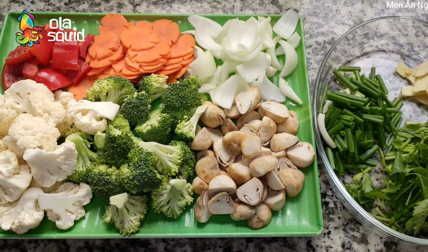 Cách làm mực né rau củ ngon bùng vị với công thức cực dễ 2 Các loại rau củ ăn kèm mực né