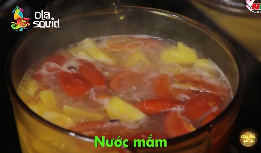 Cách nấu bún mực chuẩn vị Phú Yên, nước trong, mực giòn 3 Cách nấu nước dùng bún mực Phú Yên ngọt và thanh