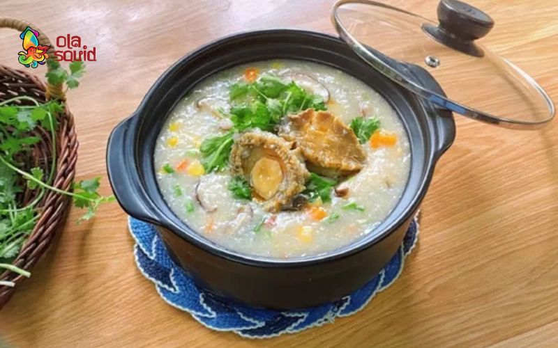 Bào ngư làm món gì ngon? Top 12 món từ bào ngư bổ dưỡng 3 Cháo bào ngư nấm hương