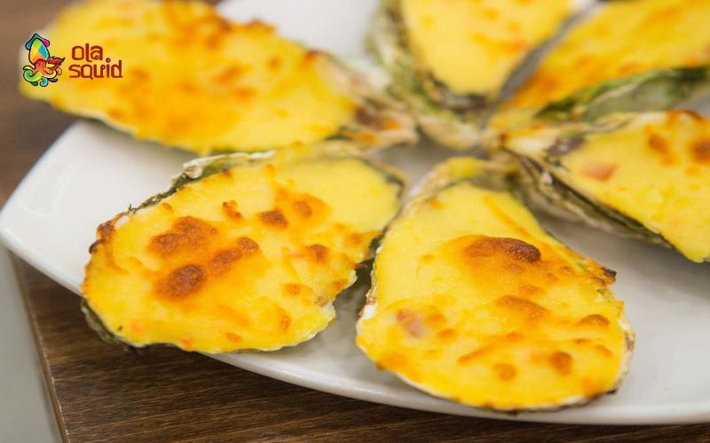 Hàu làm món gì ngon? 14 món ăn từ hàu thơm ngon, bổ dưỡng 13 Hàu sốt phô mai thơm béo