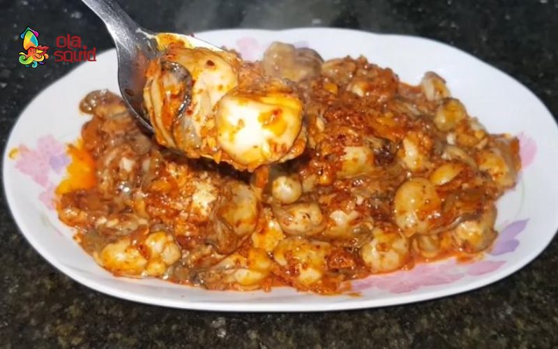 Hàu làm món gì ngon? 14 món ăn từ hàu thơm ngon, bổ dưỡng 11 Hàu xào bơ tỏi càng ăn càng mê