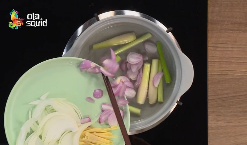 Cách làm mực nhúng giấm giòn ngon chuẩn vị miền Nam 3 Pha nước giấm nhúng chua ngọt chuẩn vị