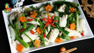 mực xào cần tỏi