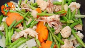 Mực xào đậu que