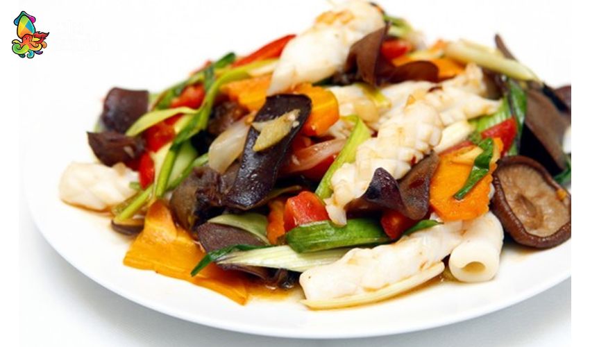Cách làm mực xào rau củ ngon giòn ai ăn cũng mê 10 Mực xào nấm rau củ