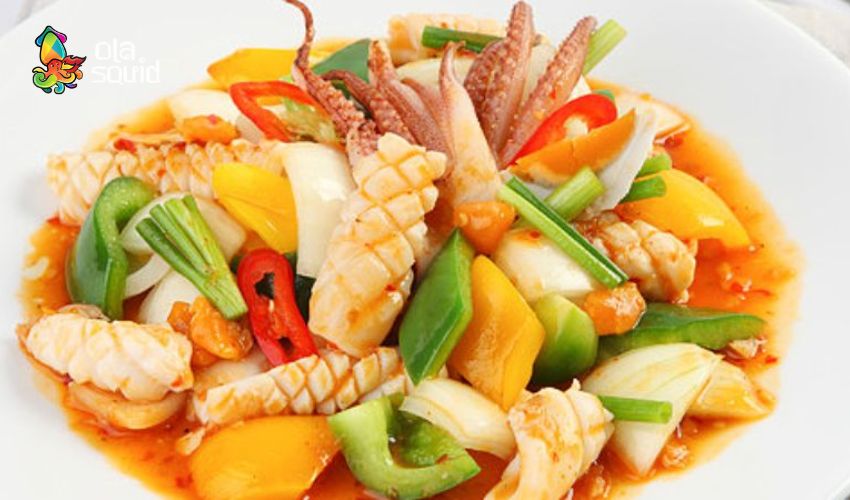 Cách làm mực xào rau củ ngon giòn ai ăn cũng mê 9 Râu mực xào rau củ