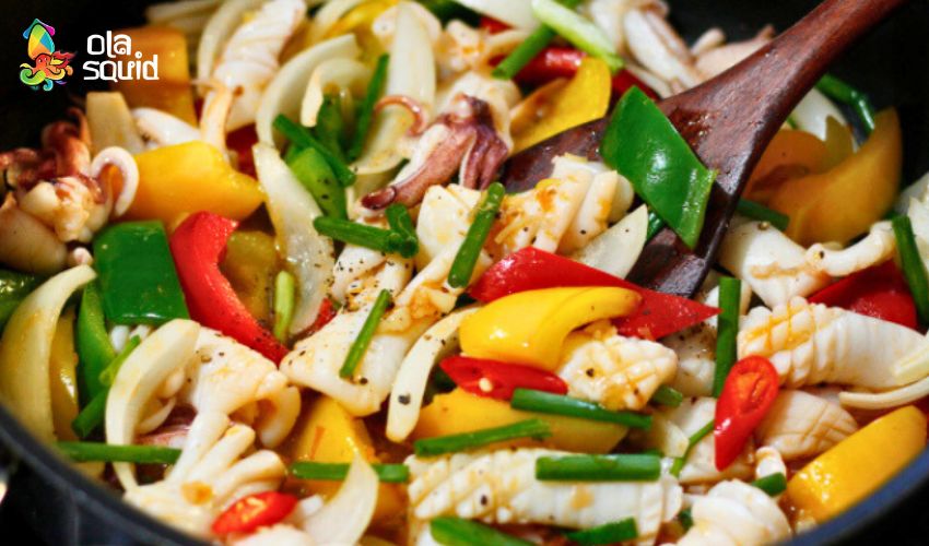 Cách làm mực xào rau củ ngon giòn ai ăn cũng mê 8 Mực xào sa tế ớt chuông