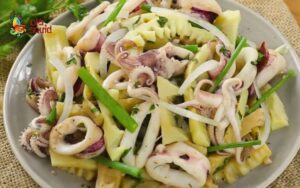 squid stir fried with bamboo shoots