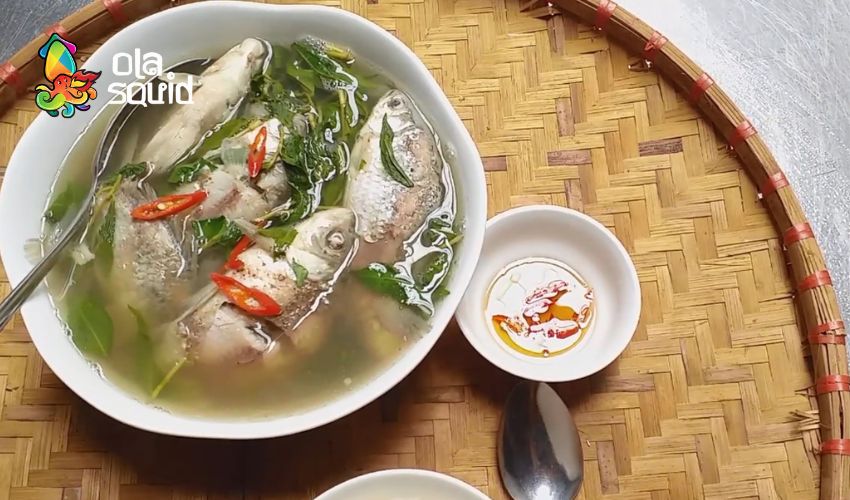 Cá diếc làm món gì ngon? 15 cách chế biến cá diếc thơm ngon, đậm vị 2 Cá diếc nấu ngải cứu