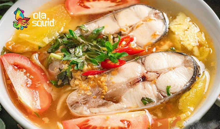 Cá tai tượng làm món gì ngon? 11 món ăn bổ dưỡng từ cá tai tượng 10 Cá tai tượng nấu canh chua hấp dẫn