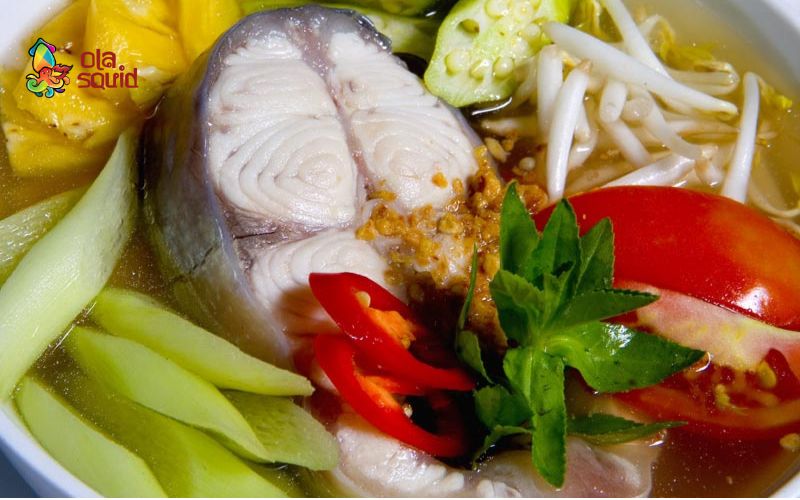 Cá lăng làm món gì ngon? 12 món cá lăng đậm đà mà ai cũng ghiền 11 Canh chua cá lăng thanh mát