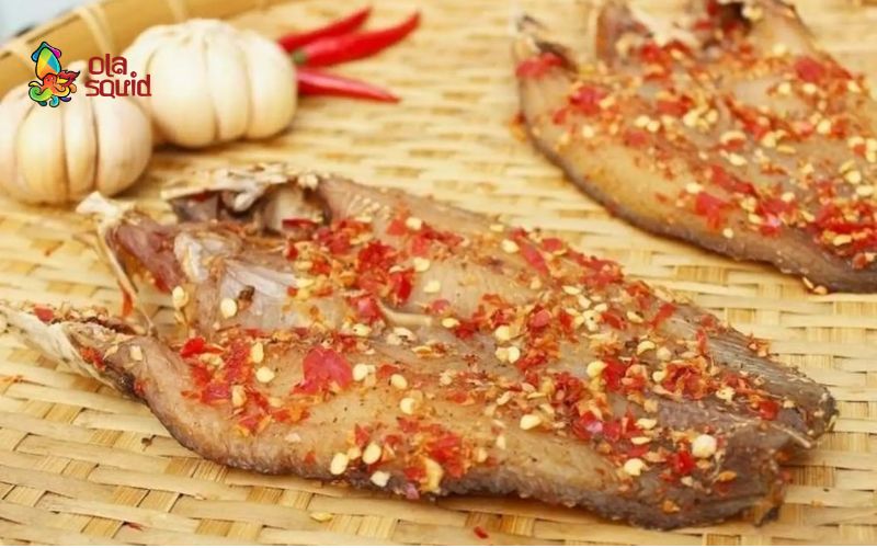 Cá lóc làm món gì ngon? Tổng hợp các công thức dễ làm 5 Cá lóc làm món gì ngon? Bạn có thể làm khô cá lóc