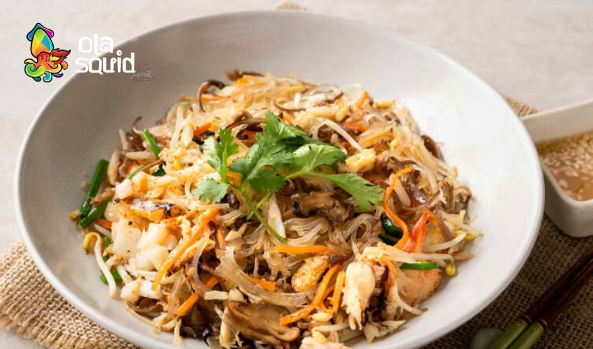 Cua biển làm món gì ngon? Xem ngay list 15 món siêu hấp dẫn 12 Miến xào cua biển