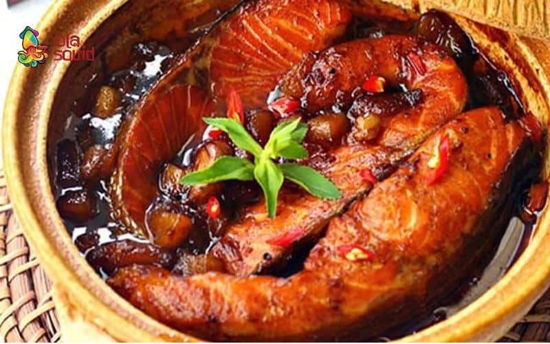 Cá hồi làm gì ngon? Gợi ý 15 món hấp dẫn không thể bỏ qua 6 Món cá hồi kho tộ ăn rất đưa cơm