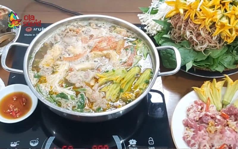 5 cách nấu lẩu cua đồng đậm đà, chuẩn vị quê nhà 2 Món lẩu cua đồng miền Tây ngon ngọt