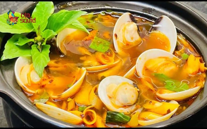 5 Cách làm nghêu hấp Thái thơm ngon, đơn giản tại nhà 5 Nghêu hấp Thái bằng gói lẩu Thái cay nồng