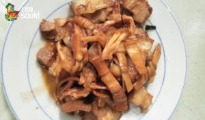 cách kho thịt với mực khô