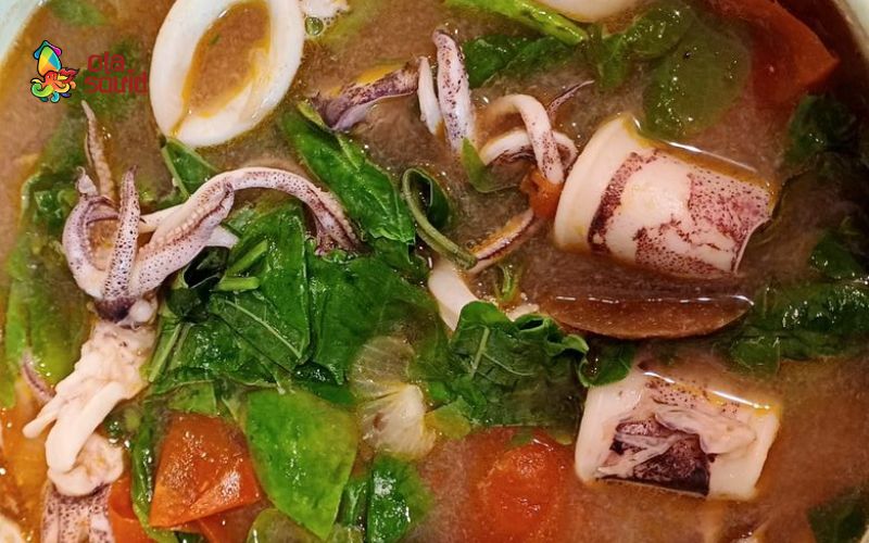 Cách nấu canh chua mực ngọt thanh tại nhà cho ngày hè 5 Mực nấu canh chua lá lốt lạ miệng