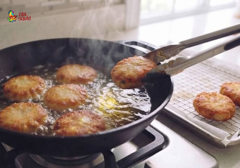How to Make Authentic Ha Long Squid Cake Sticky Rice Like a Restaurant 5 Deep-fry squid cakes in oil until golden brown, fragrant, crispy, and drained of oil