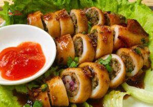 Mực nhồi thịt chiên nước mắm vàng óng, đậm đà và hấp dẫn